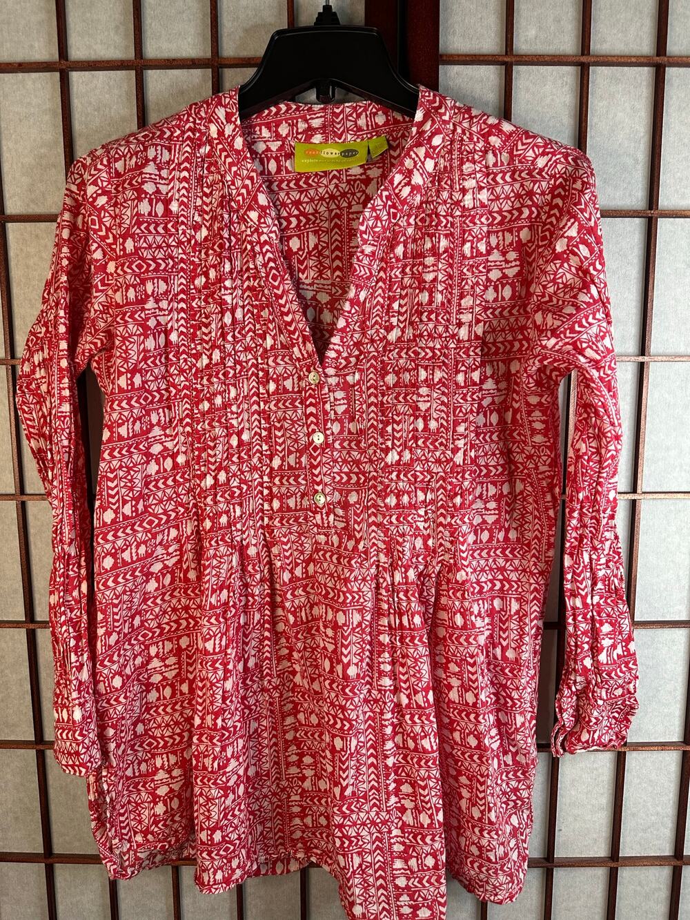 Rock Flower Paper Womens Pintuck Cotton Tunic Top Small 3/4 Sleeve red and white